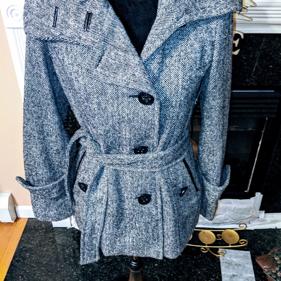 B.Moss thick houndstooth belted pea coat - Picture 4 of 7